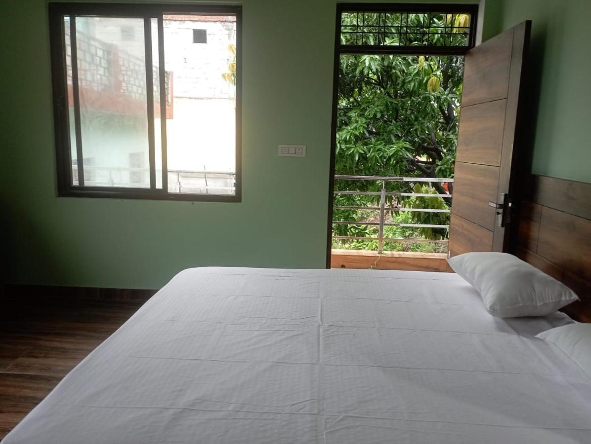 Crescent Moon Homestay Rishīkesh Exterior foto