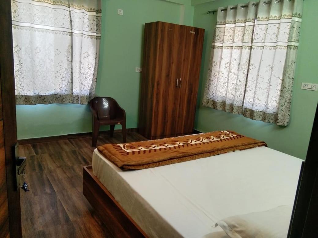 Crescent Moon Homestay Rishīkesh Habitación foto
